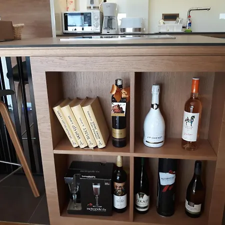 Apartman Prestige Center شقة *